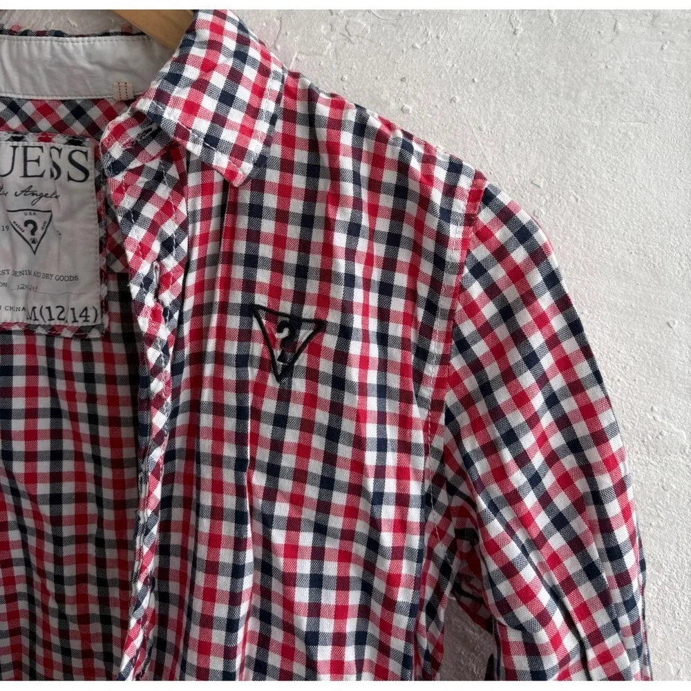 Boys medium GUESS long-sleeve button-down shirt
